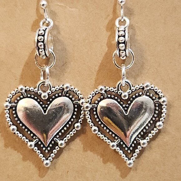 Bright Silver Puffed Heart Earrings - Picture 5 of 7